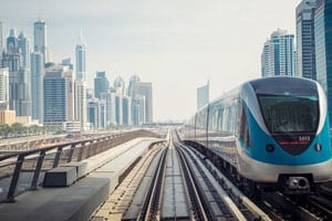 اعلان مترو دبي